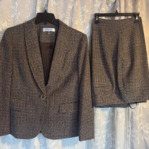 Brand New Women's KASPER slacks - Picture 2 of 5